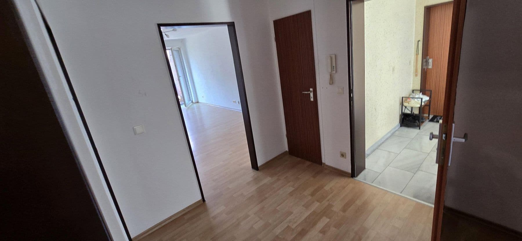 Pronájem bytu 2+1 62 m², Klosterstr. 3, Duisburg, Severní Porýní-Vestfálsko Pronájem bytu 2+1 62 m², Klosterstr. 3, Duisburg, Severní Porýní-Vestfálsko