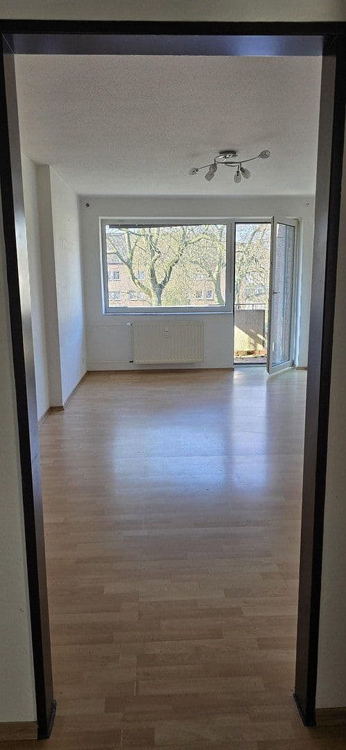 Pronájem bytu 2+1 62 m², Klosterstr. 3, Duisburg, Severní Porýní-Vestfálsko Pronájem bytu 2+1 62 m², Klosterstr. 3, Duisburg, Severní Porýní-Vestfálsko