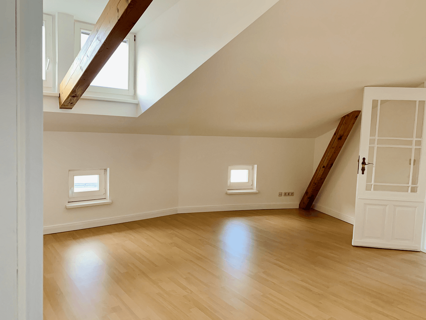 Prodej bytu 4+kk 132 m², Friedrich-Ebert-Straße 11, Potsdam, Braniborsko Prodej bytu 4+kk 132 m², Friedrich-Ebert-Straße 11, Potsdam, Braniborsko