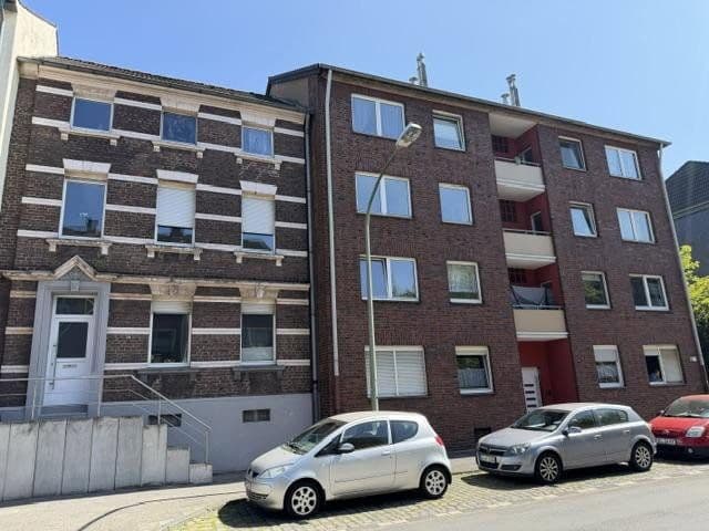 Prodej domu 699 m², pozemek 516 m², Javastraße, Duisburg, Severní Porýní-Vestfálsko Prodej domu 699 m², pozemek 516 m², Javastraße, Duisburg, Severní Porýní-Vestfálsko