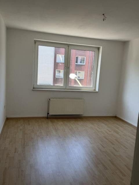 Prodej domu 699 m², pozemek 516 m², Javastraße, Duisburg, Severní Porýní-Vestfálsko Prodej domu 699 m², pozemek 516 m², Javastraße, Duisburg, Severní Porýní-Vestfálsko