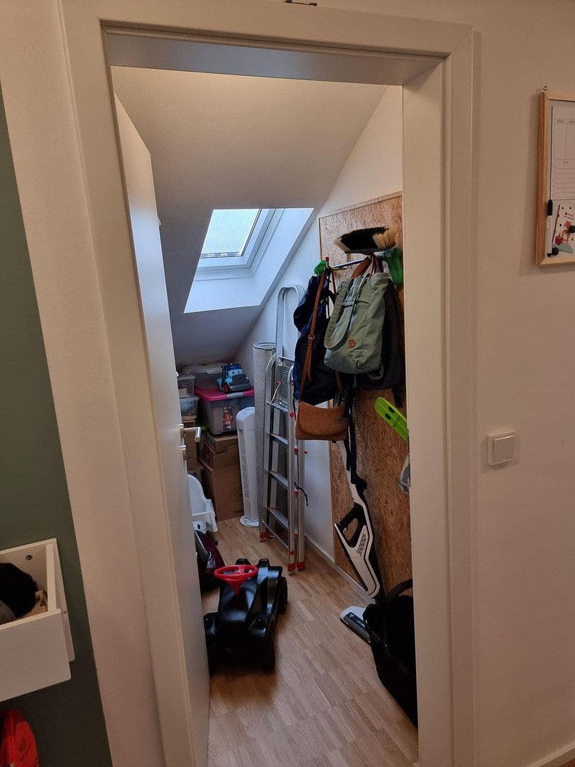 Prodej bytu 3+1 60 m², Schulstr. 40, Mannheim, Bádensko-Württembersko Prodej bytu 3+1 60 m², Schulstr. 40, Mannheim, Bádensko-Württembersko