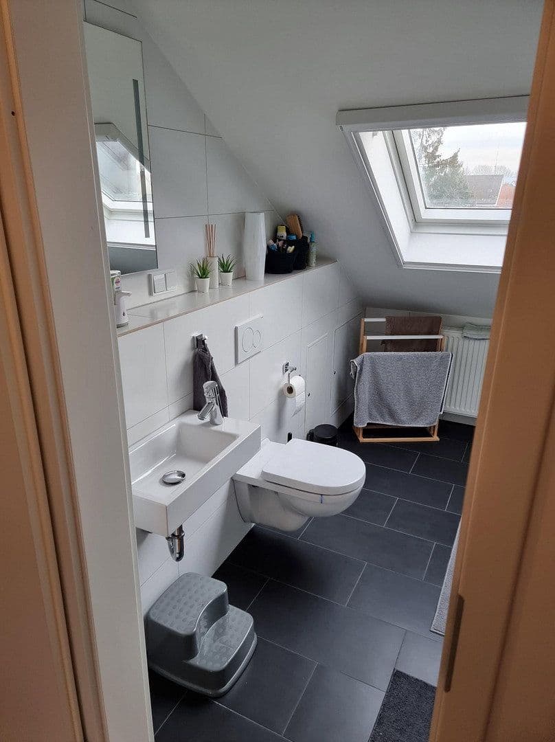 Prodej bytu 3+1 60 m², Schulstr. 40, Mannheim, Bádensko-Württembersko Prodej bytu 3+1 60 m², Schulstr. 40, Mannheim, Bádensko-Württembersko