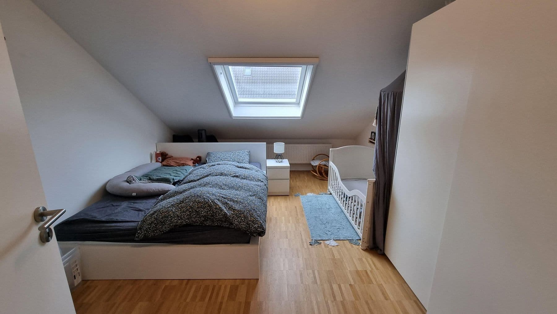 Prodej bytu 3+1 60 m², Schulstr. 40, Mannheim, Bádensko-Württembersko Prodej bytu 3+1 60 m², Schulstr. 40, Mannheim, Bádensko-Württembersko