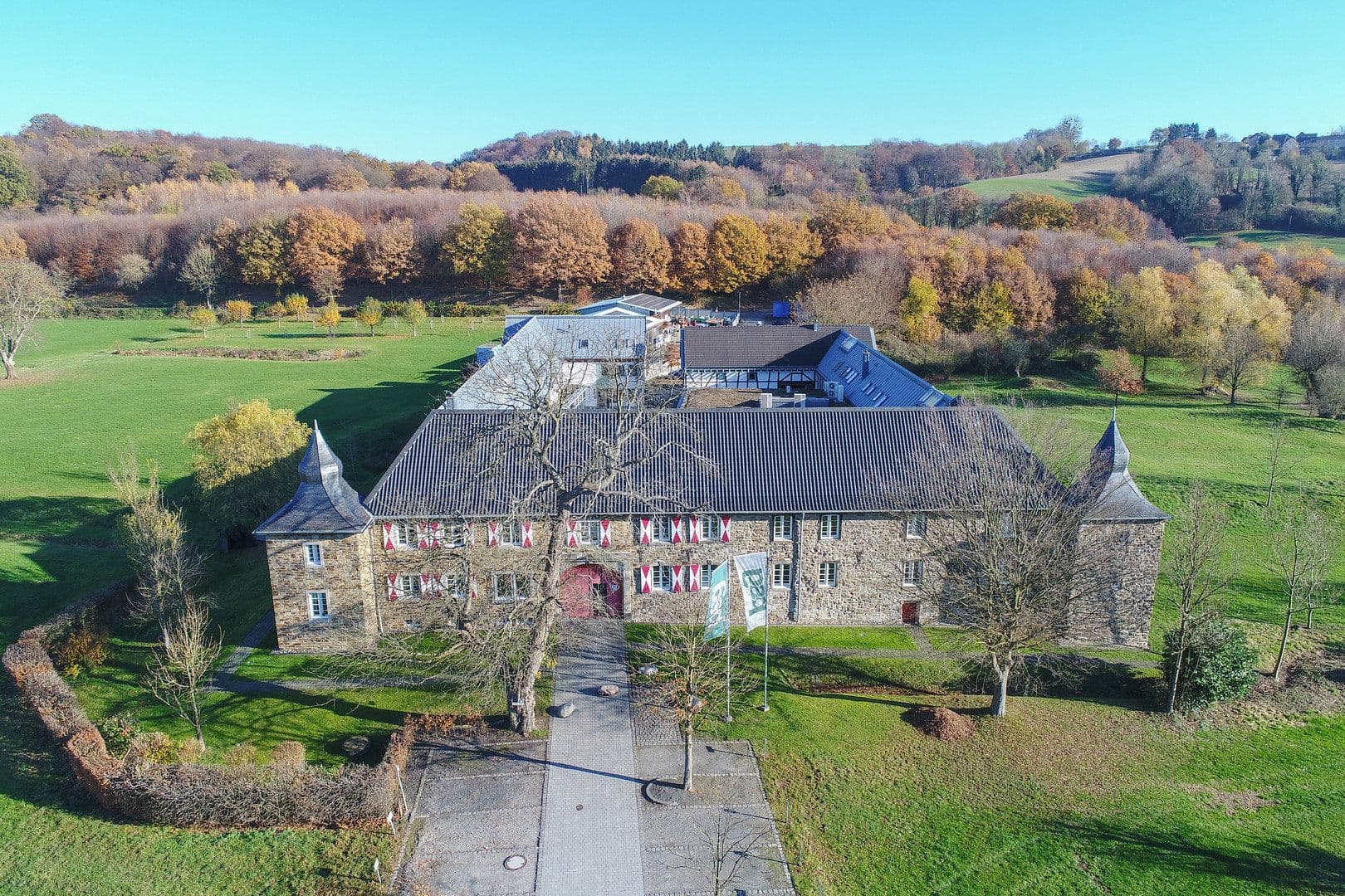 Pronájem bytu 2+1 82 m², Lohmar, Severní Porýní-Vestfálsko Pronájem bytu 2+1 82 m², Lohmar, Severní Porýní-Vestfálsko