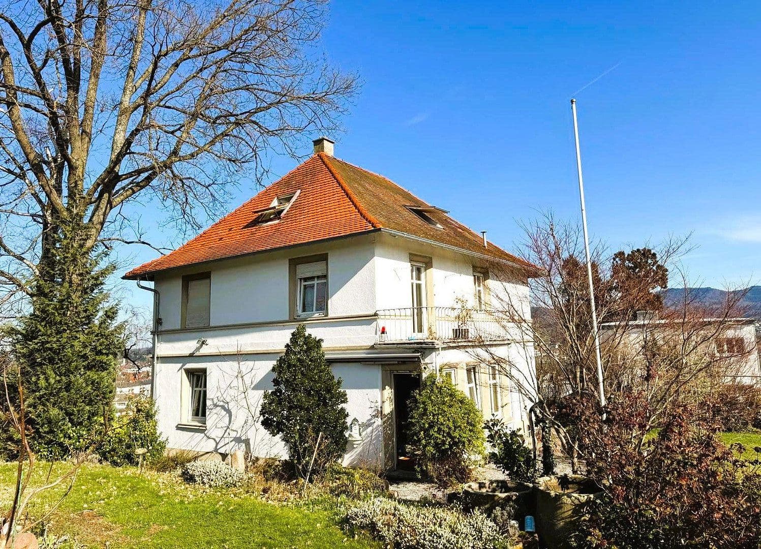 Prodej domu 195 m², pozemek 1.650 m², Gaggenau, Bádensko-Württembersko Prodej domu 195 m², pozemek 1.650 m², Gaggenau, Bádensko-Württembersko
