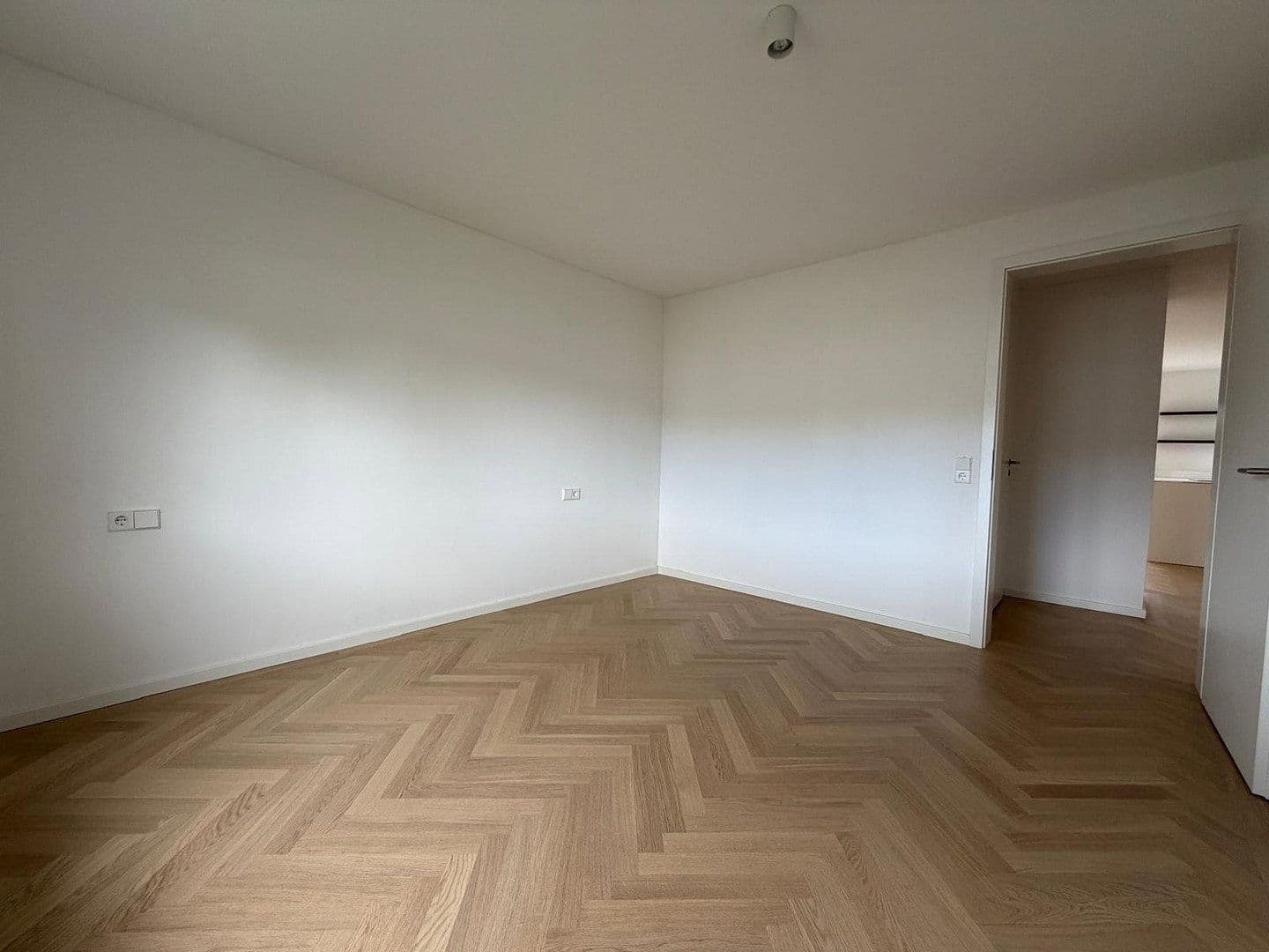 Pronájem bytu 3+1 69 m², Adlerstraße 31, Herrenberg, Bádensko-Württembersko Pronájem bytu 3+1 69 m², Adlerstraße 31, Herrenberg, Bádensko-Württembersko
