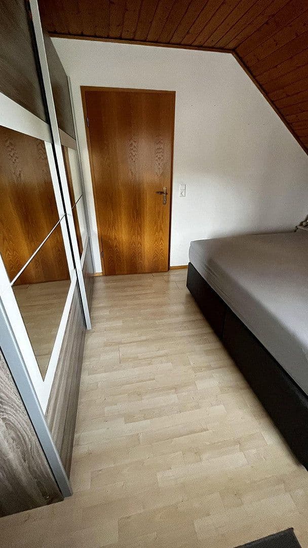 Pronájem bytu 3+kk 71 m², Bernhaldenweg 27, Spiegelberg, Bádensko-Württembersko Pronájem bytu 3+kk 71 m², Bernhaldenweg 27, Spiegelberg, Bádensko-Württembersko