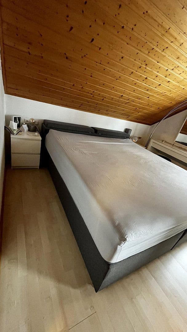 Pronájem bytu 3+kk 71 m², Bernhaldenweg 27, Spiegelberg, Bádensko-Württembersko Pronájem bytu 3+kk 71 m², Bernhaldenweg 27, Spiegelberg, Bádensko-Württembersko