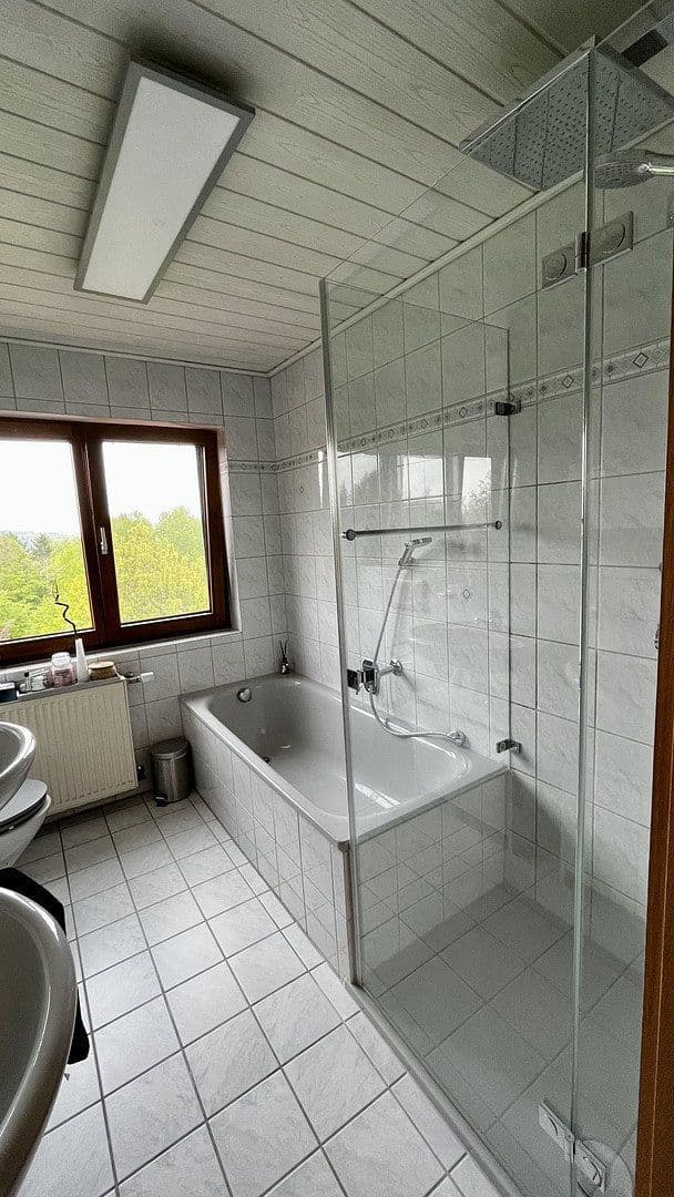 Pronájem bytu 3+kk 71 m², Bernhaldenweg 27, Spiegelberg, Bádensko-Württembersko Pronájem bytu 3+kk 71 m², Bernhaldenweg 27, Spiegelberg, Bádensko-Württembersko