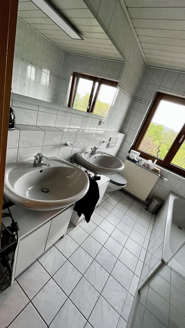 Pronájem bytu 3+kk 71 m², Bernhaldenweg 27, Spiegelberg, Bádensko-Württembersko Pronájem bytu 3+kk 71 m², Bernhaldenweg 27, Spiegelberg, Bádensko-Württembersko