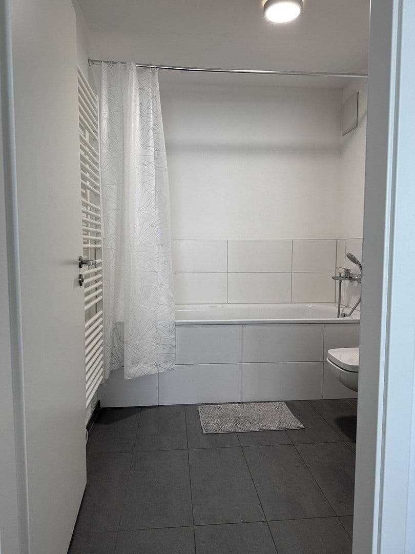 Prodej bytu 3+1 88 m², Bruchsal, Bádensko-Württembersko Prodej bytu 3+1 88 m², Bruchsal, Bádensko-Württembersko