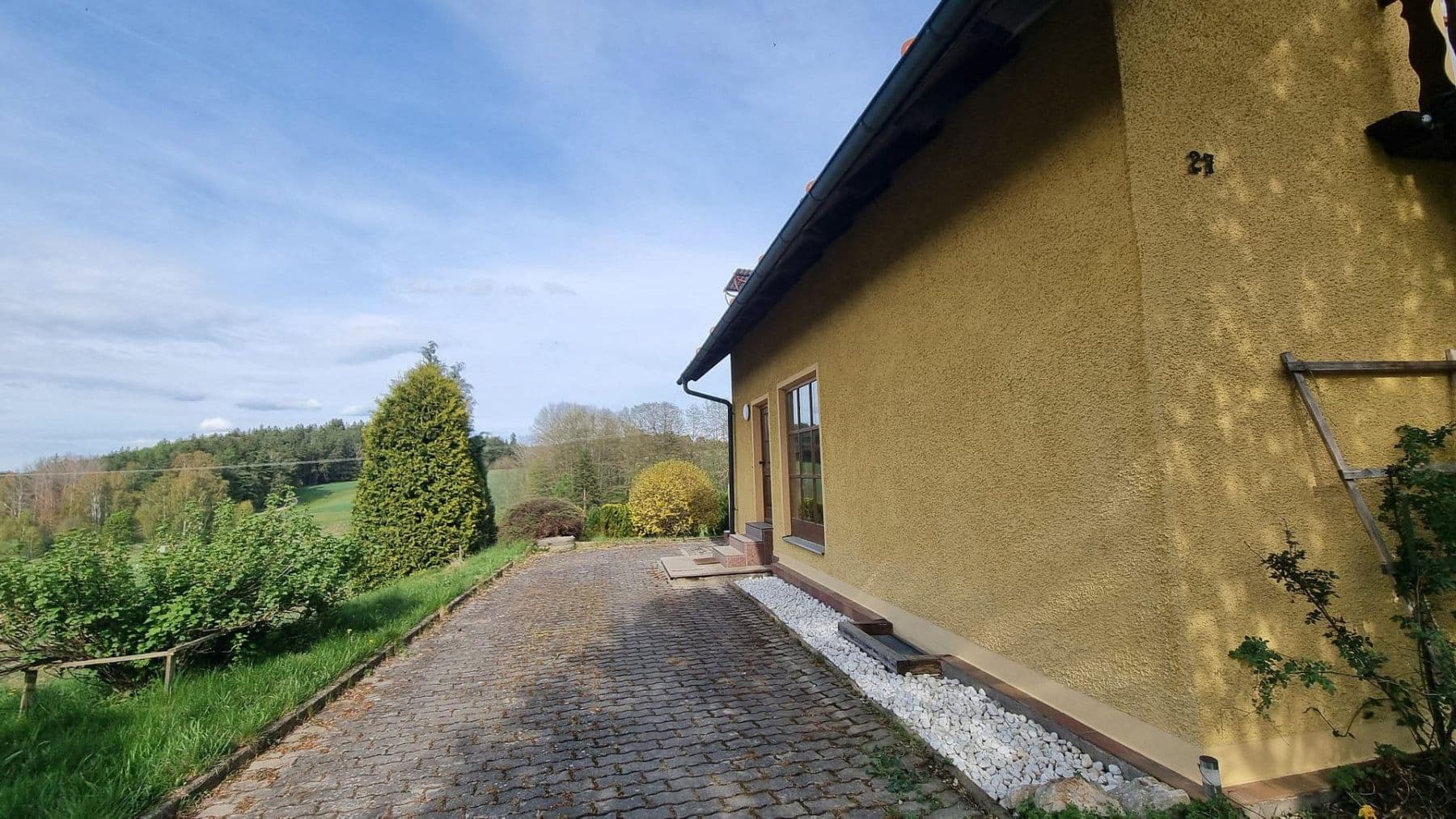 Prodej domu 120 m², pozemek 1.500 m², Tiefenbach 27, Bad Alexandersbad, Bavorsko Prodej domu 120 m², pozemek 1.500 m², Tiefenbach 27, Bad Alexandersbad, Bavorsko
