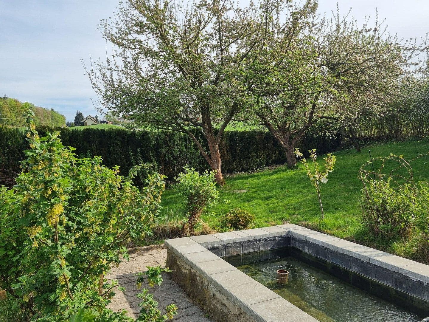 Prodej domu 120 m², pozemek 1.500 m², Tiefenbach 27, Bad Alexandersbad, Bavorsko Prodej domu 120 m², pozemek 1.500 m², Tiefenbach 27, Bad Alexandersbad, Bavorsko