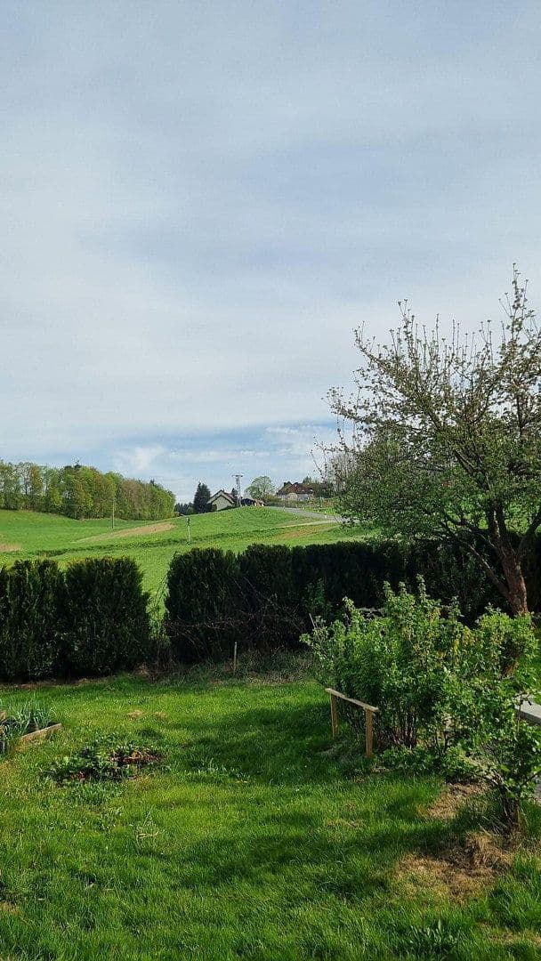 Prodej domu 120 m², pozemek 1.500 m², Tiefenbach 27, Bad Alexandersbad, Bavorsko Prodej domu 120 m², pozemek 1.500 m², Tiefenbach 27, Bad Alexandersbad, Bavorsko