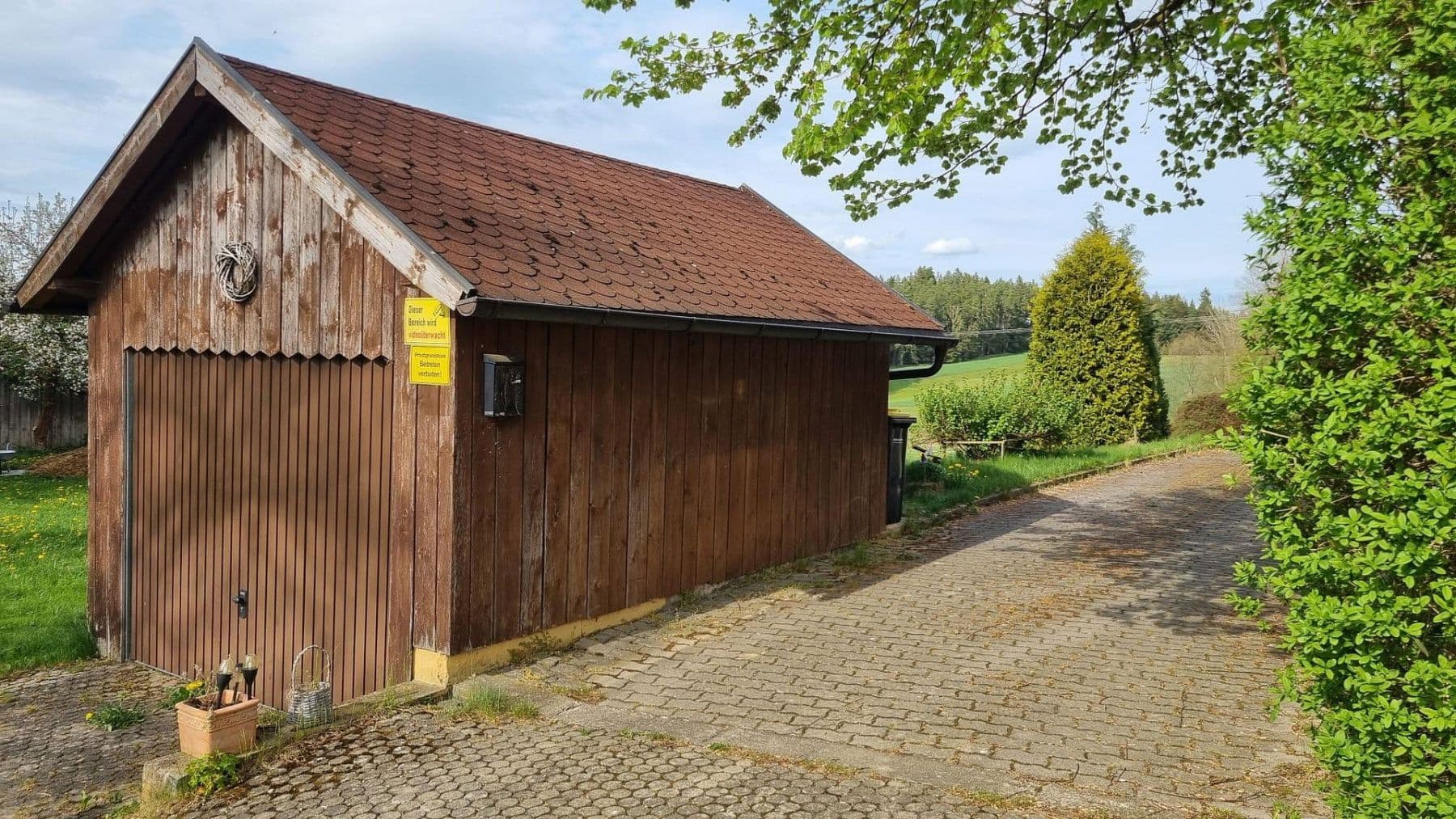 Prodej domu 120 m², pozemek 1.500 m², Tiefenbach 27, Bad Alexandersbad, Bavorsko Prodej domu 120 m², pozemek 1.500 m², Tiefenbach 27, Bad Alexandersbad, Bavorsko