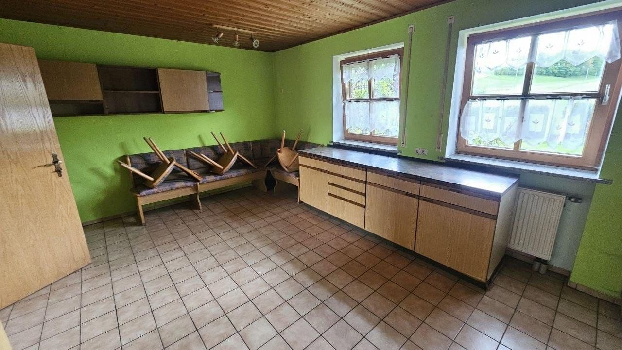 Prodej domu 120 m², pozemek 1.500 m², Tiefenbach 27, Bad Alexandersbad, Bavorsko Prodej domu 120 m², pozemek 1.500 m², Tiefenbach 27, Bad Alexandersbad, Bavorsko