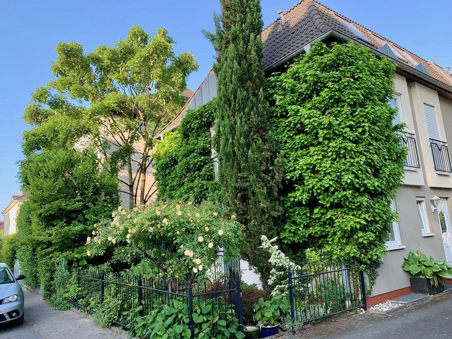 Prodej domu 157 m², pozemek 190 m², Am Wiesenrain, Frankfurt am Main, Hessen Prodej domu 157 m², pozemek 190 m², Am Wiesenrain, Frankfurt am Main, Hessen