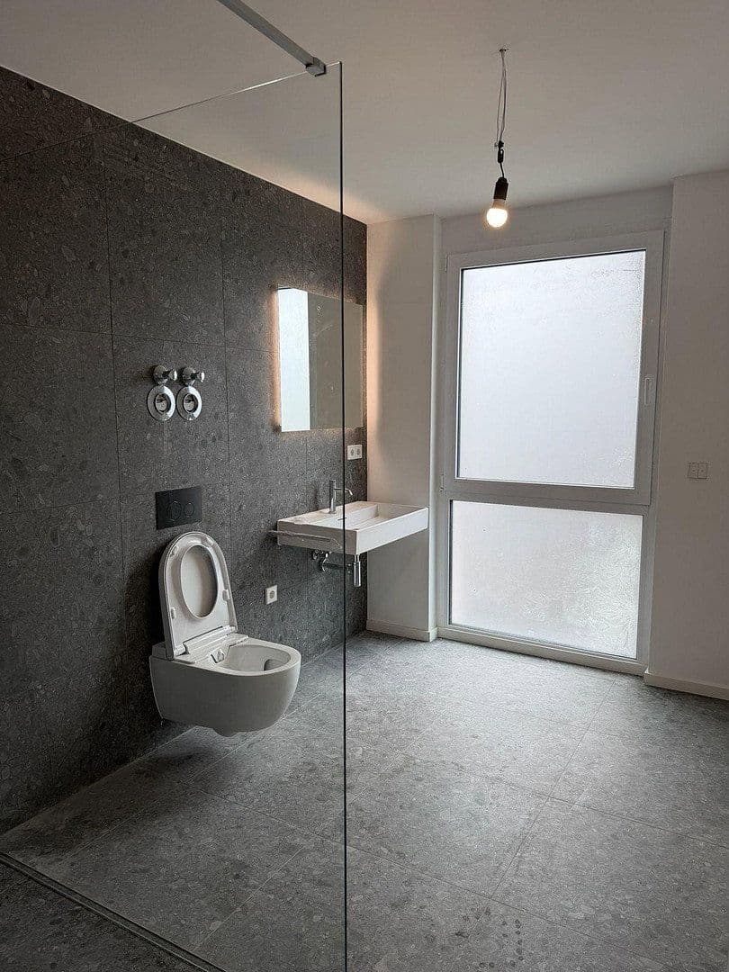 Pronájem bytu 2+1 72 m², Öschelbronner Str. 16, Jettingen, Bádensko-Württembersko Pronájem bytu 2+1 72 m², Öschelbronner Str. 16, Jettingen, Bádensko-Württembersko