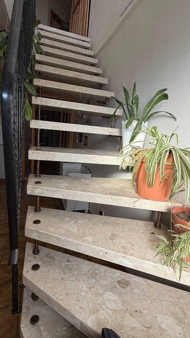 Prodej domu 233 m², pozemek 1.072 m², Buchholz, Šlesvicko-Holštýnsko Prodej domu 233 m², pozemek 1.072 m², Buchholz, Šlesvicko-Holštýnsko