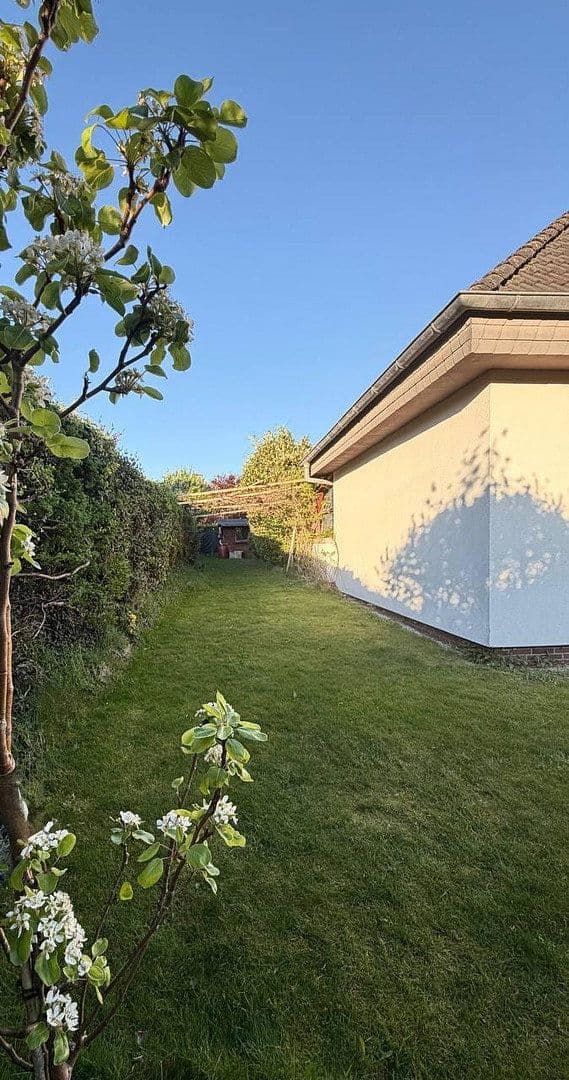 Prodej domu 233 m², pozemek 1.072 m², Buchholz, Šlesvicko-Holštýnsko Prodej domu 233 m², pozemek 1.072 m², Buchholz, Šlesvicko-Holštýnsko