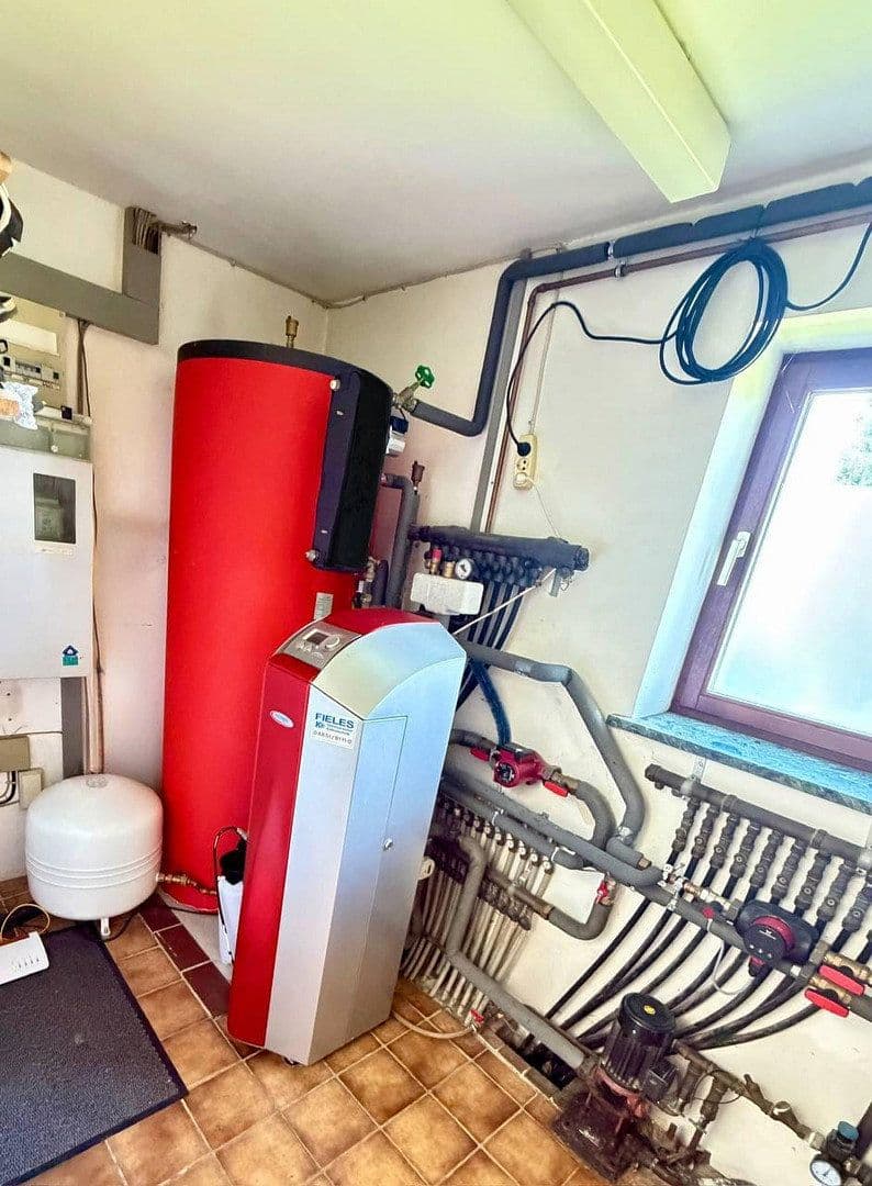 Prodej domu 233 m², pozemek 1.072 m², Buchholz, Šlesvicko-Holštýnsko Prodej domu 233 m², pozemek 1.072 m², Buchholz, Šlesvicko-Holštýnsko