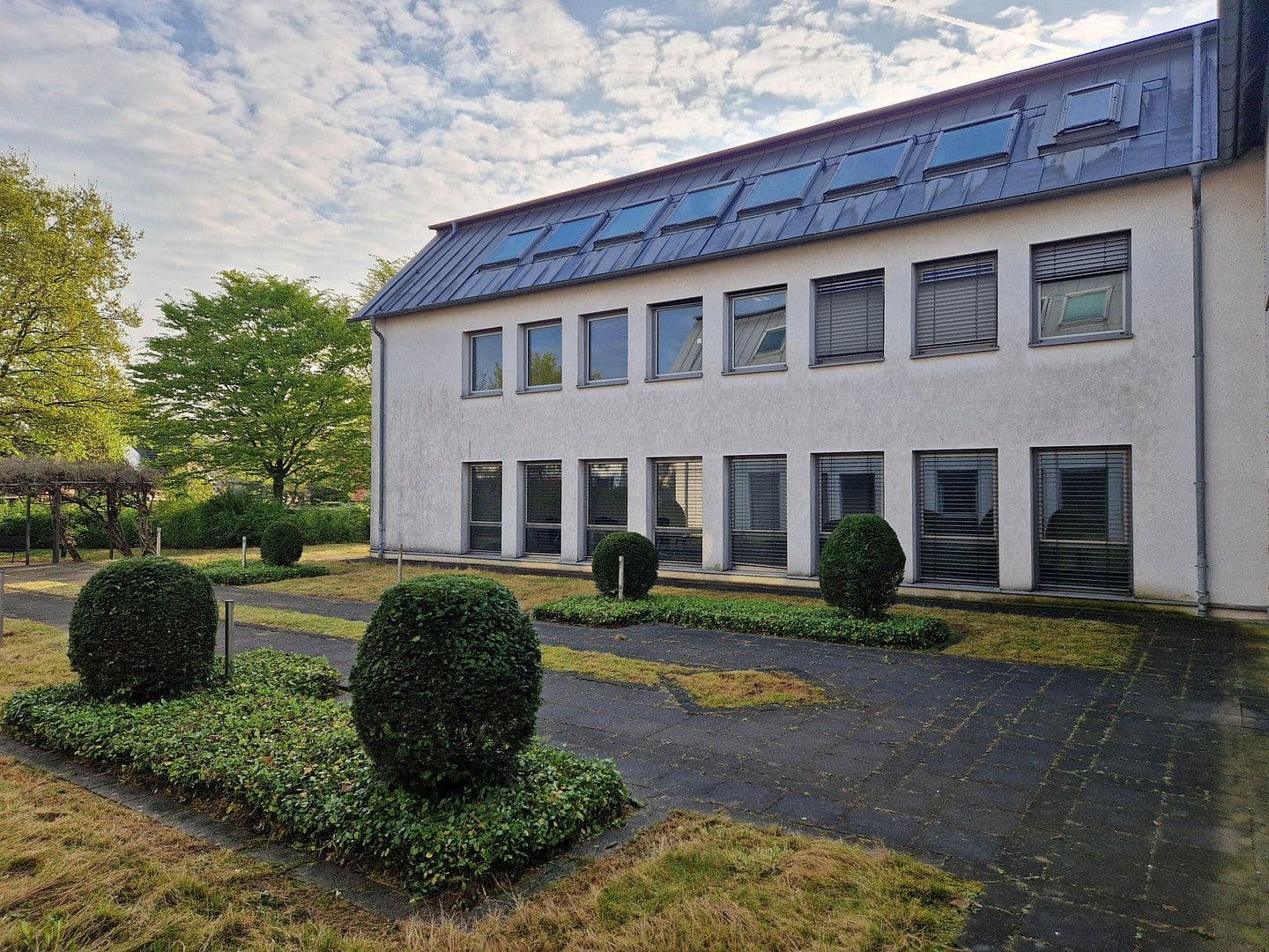 Pronájem kanceláře 355 m², Angermunder Straße 126, Düsseldorf - Angermund, Severní Porýní-Vestfálsko Pronájem kanceláře 355 m², Angermunder Straße 126, Düsseldorf - Angermund, Severní Porýní-Vestfálsko