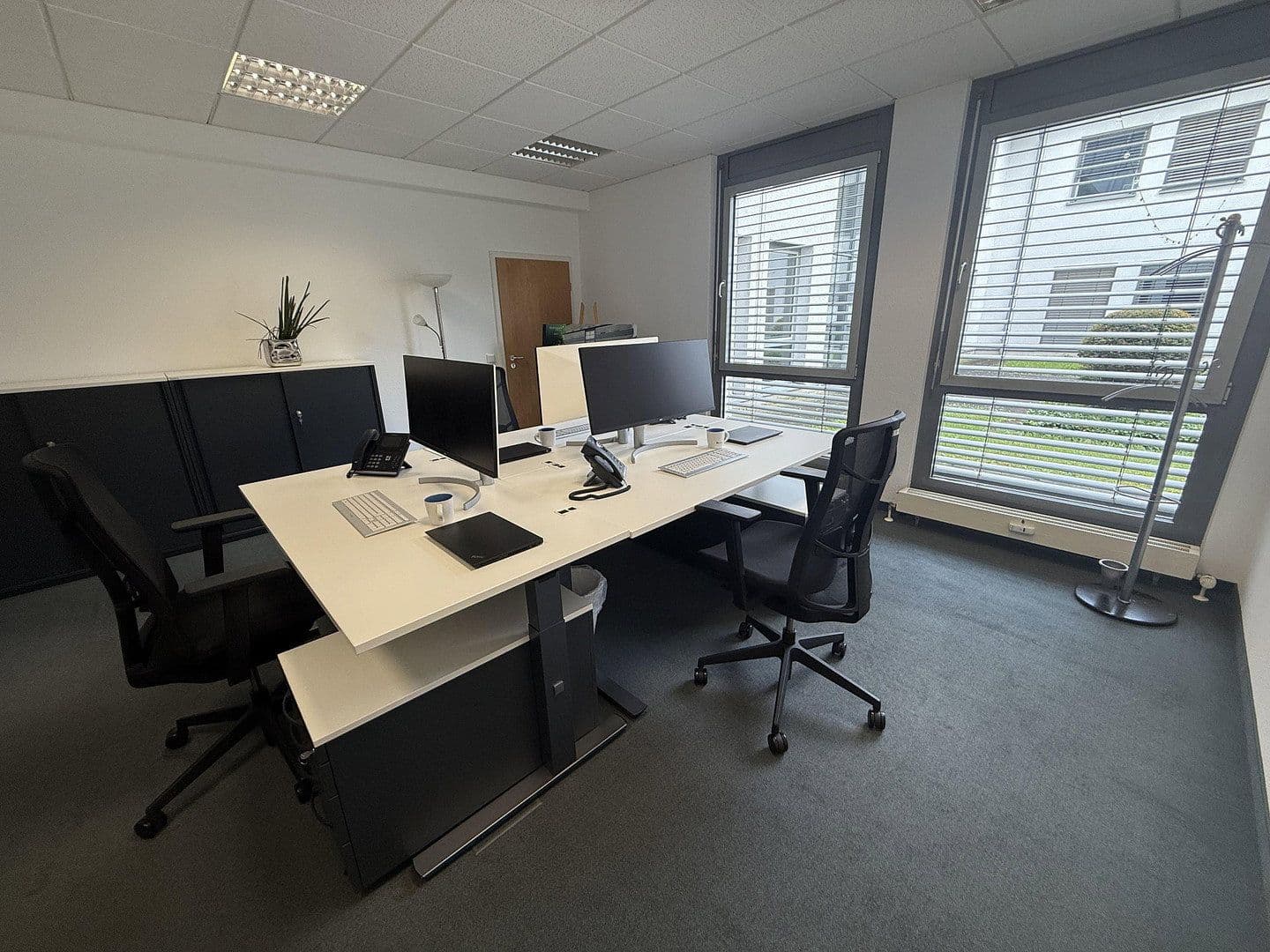 Pronájem kanceláře 355 m², Angermunder Straße 126, Düsseldorf - Angermund, Severní Porýní-Vestfálsko Pronájem kanceláře 355 m², Angermunder Straße 126, Düsseldorf - Angermund, Severní Porýní-Vestfálsko