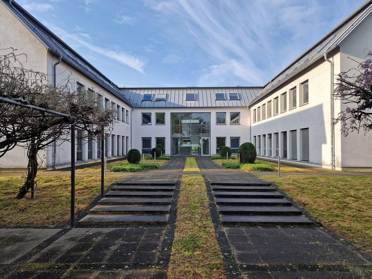 Pronájem kanceláře 355 m², Angermunder Straße 126, Düsseldorf - Angermund, Severní Porýní-Vestfálsko Pronájem kanceláře 355 m², Angermunder Straße 126, Düsseldorf - Angermund, Severní Porýní-Vestfálsko