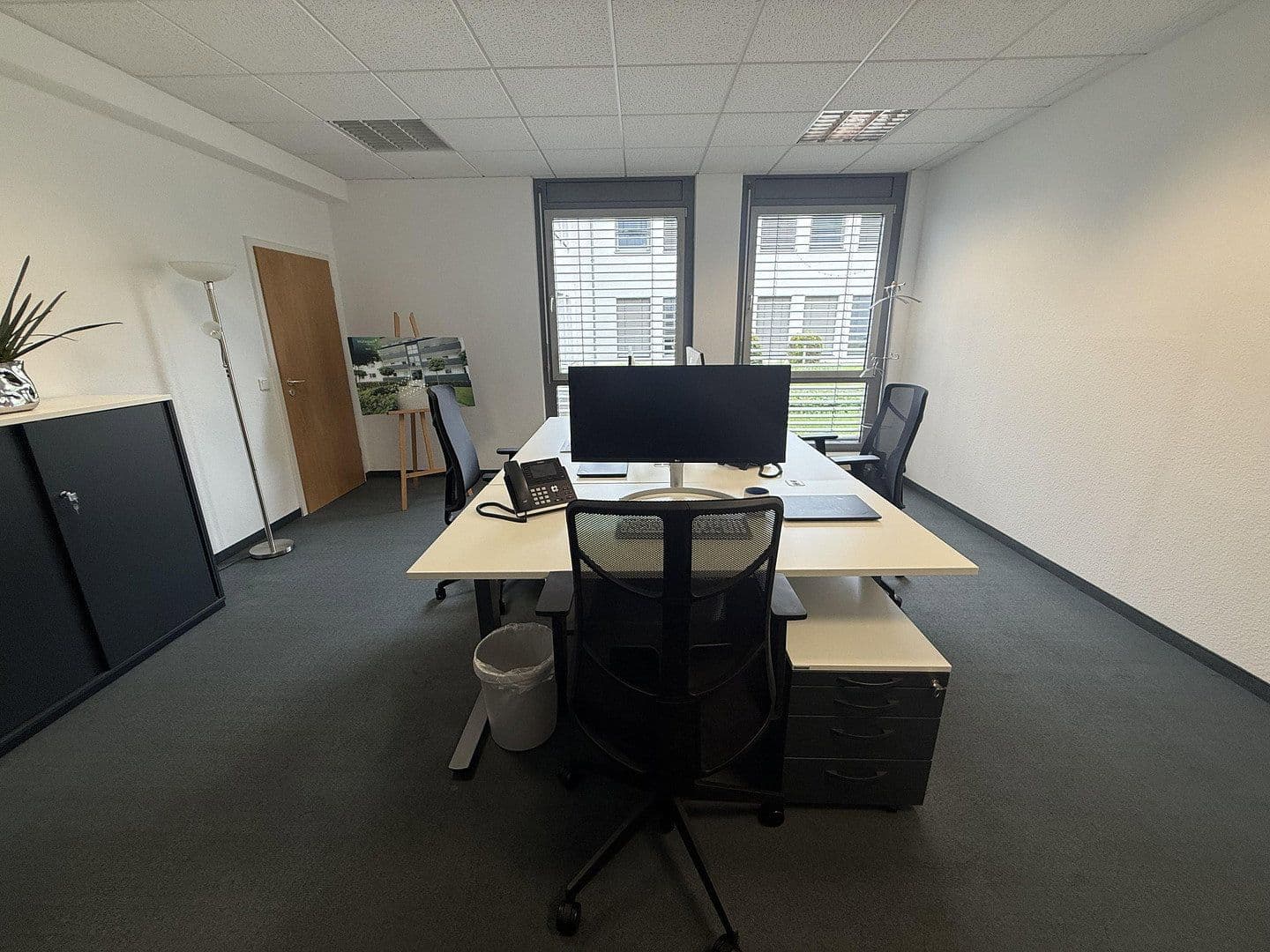 Pronájem kanceláře 355 m², Angermunder Straße 126, Düsseldorf - Angermund, Severní Porýní-Vestfálsko Pronájem kanceláře 355 m², Angermunder Straße 126, Düsseldorf - Angermund, Severní Porýní-Vestfálsko