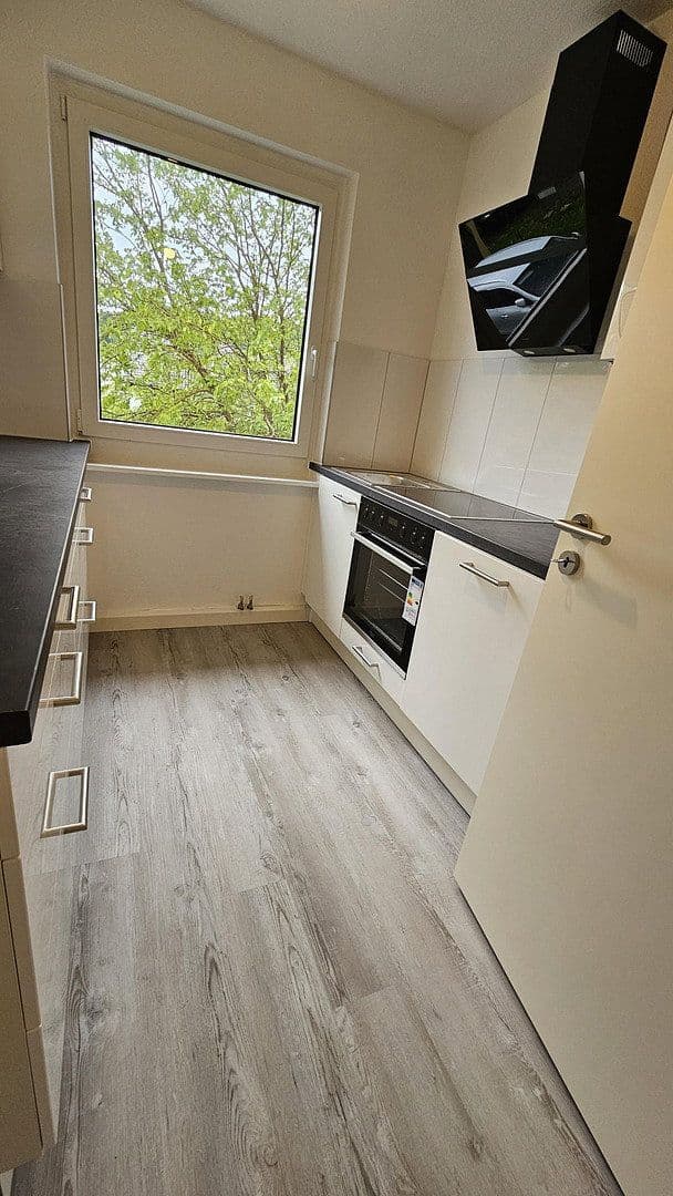 Pronájem bytu 3+1 60 m², Eutighofer Straße 22, Schwäbisch Gmünd, Bádensko-Württembersko Pronájem bytu 3+1 60 m², Eutighofer Straße 22, Schwäbisch Gmünd, Bádensko-Württembersko