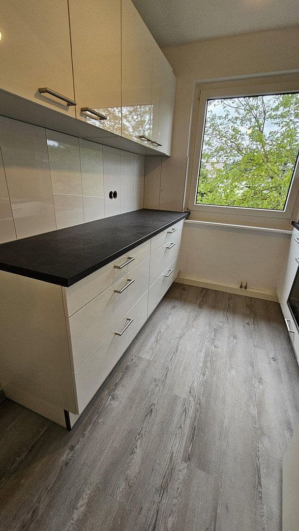 Pronájem bytu 3+1 60 m², Eutighofer Straße 22, Schwäbisch Gmünd, Bádensko-Württembersko Pronájem bytu 3+1 60 m², Eutighofer Straße 22, Schwäbisch Gmünd, Bádensko-Württembersko