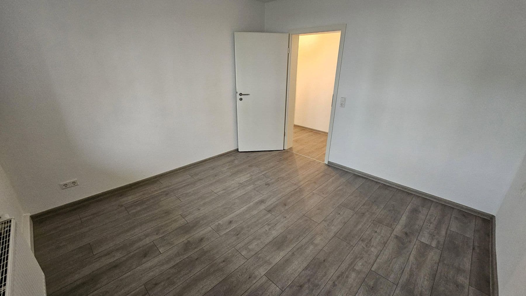 Pronájem bytu 3+1 60 m², Eutighofer Straße 22, Schwäbisch Gmünd, Bádensko-Württembersko Pronájem bytu 3+1 60 m², Eutighofer Straße 22, Schwäbisch Gmünd, Bádensko-Württembersko