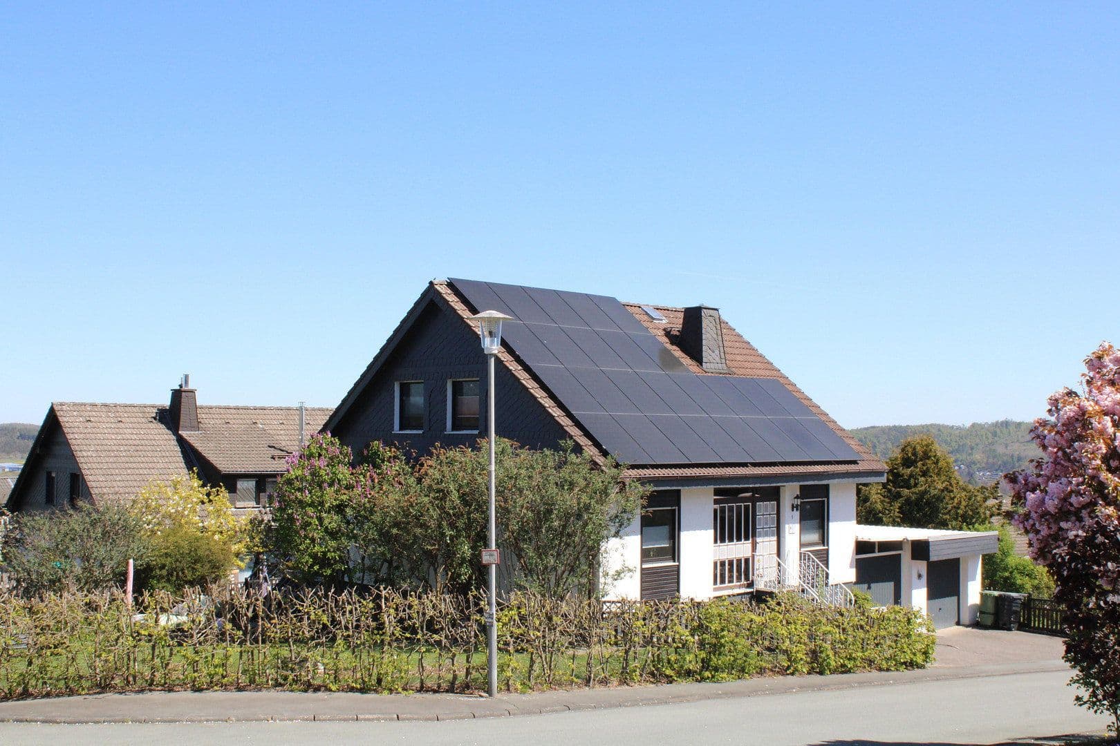 Prodej domu 163 m², pozemek 878 m², Allendorf (Eder), Hessen Prodej domu 163 m², pozemek 878 m², Allendorf (Eder), Hessen