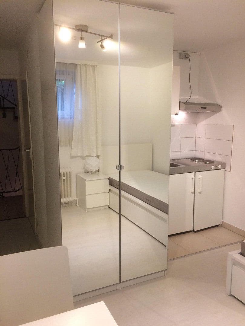 Pronájem bytu 1+1 16 m², Stuttgart-Kaltental, Bádensko-Württembersko Pronájem bytu 1+1 16 m², Stuttgart-Kaltental, Bádensko-Württembersko