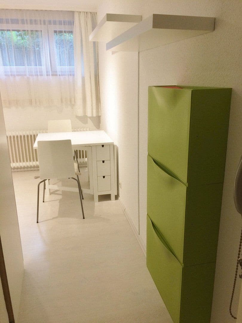 Pronájem bytu 1+1 16 m², Stuttgart-Kaltental, Bádensko-Württembersko Pronájem bytu 1+1 16 m², Stuttgart-Kaltental, Bádensko-Württembersko