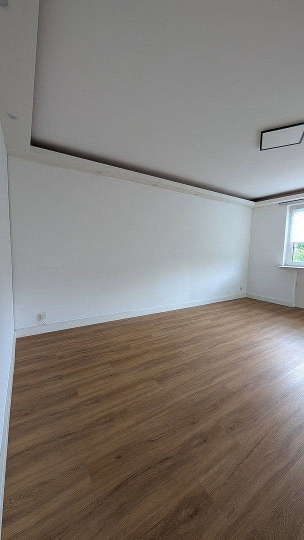 Pronájem bytu 2+1 53 m², Bochumer Straße 192 - 44866 Bochum, Bochum - Wattenscheid, Severní Porýní-Vestfálsko Pronájem bytu 2+1 53 m², Bochumer Straße 192 - 44866 Bochum, Bochum - Wattenscheid, Severní Porýní-Vestfálsko
