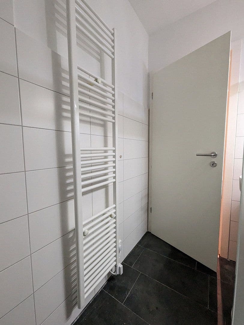 Pronájem bytu 2+1 53 m², Bochumer Straße 192 - 44866 Bochum, Bochum - Wattenscheid, Severní Porýní-Vestfálsko Pronájem bytu 2+1 53 m², Bochumer Straße 192 - 44866 Bochum, Bochum - Wattenscheid, Severní Porýní-Vestfálsko