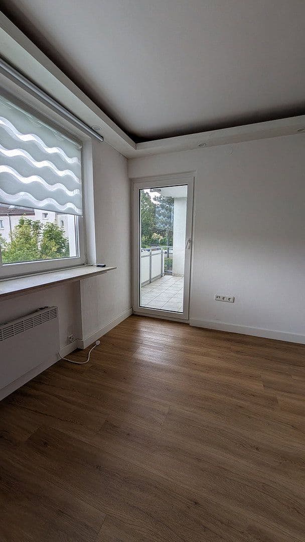 Pronájem bytu 2+1 53 m², Bochumer Straße 192 - 44866 Bochum, Bochum - Wattenscheid, Severní Porýní-Vestfálsko Pronájem bytu 2+1 53 m², Bochumer Straße 192 - 44866 Bochum, Bochum - Wattenscheid, Severní Porýní-Vestfálsko