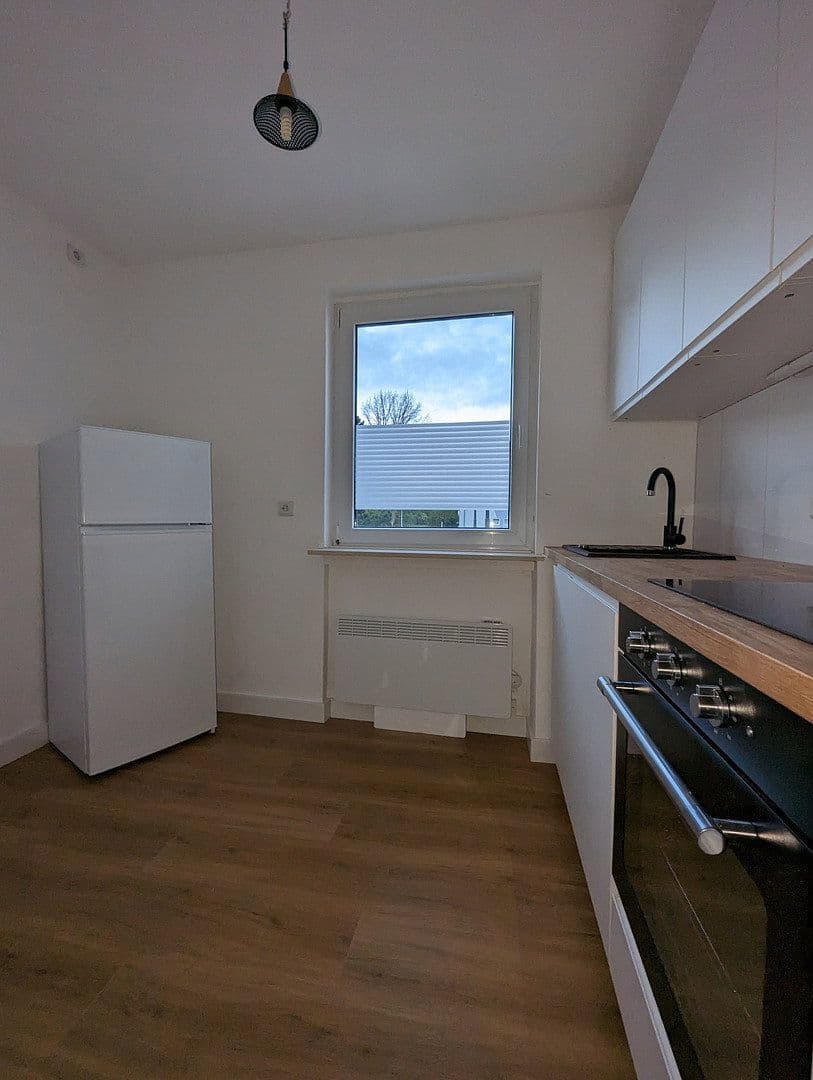 Pronájem bytu 2+1 53 m², Bochumer Straße 192 - 44866 Bochum, Bochum - Wattenscheid, Severní Porýní-Vestfálsko Pronájem bytu 2+1 53 m², Bochumer Straße 192 - 44866 Bochum, Bochum - Wattenscheid, Severní Porýní-Vestfálsko