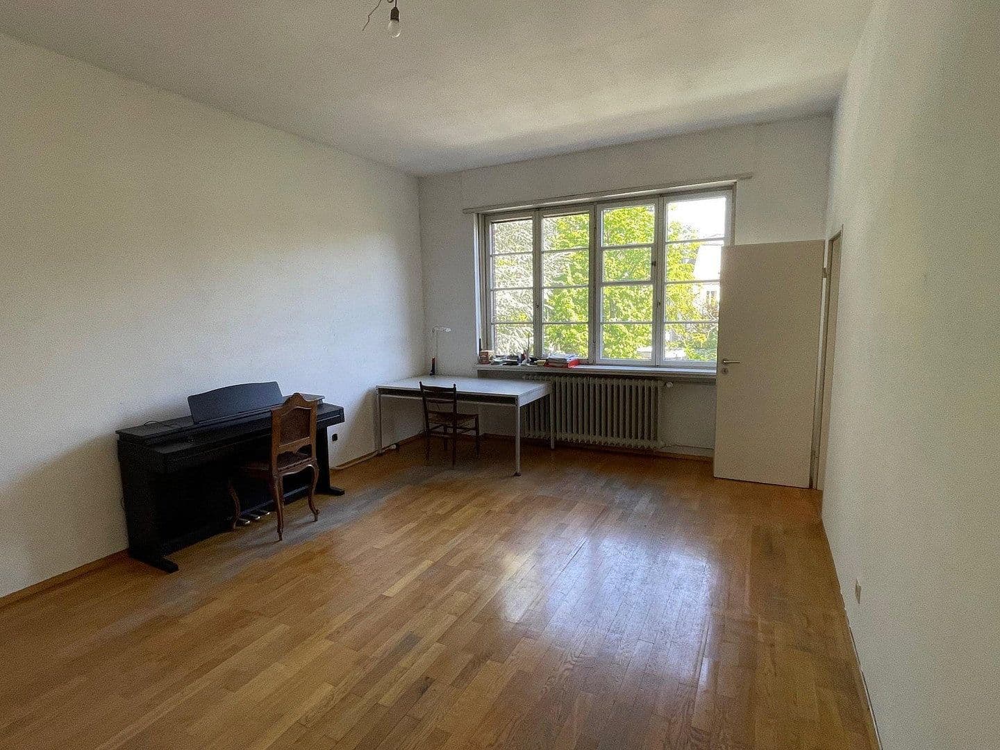 Prodej domu 252 m², pozemek 417 m², Frankfurt, Hessen Prodej domu 252 m², pozemek 417 m², Frankfurt, Hessen