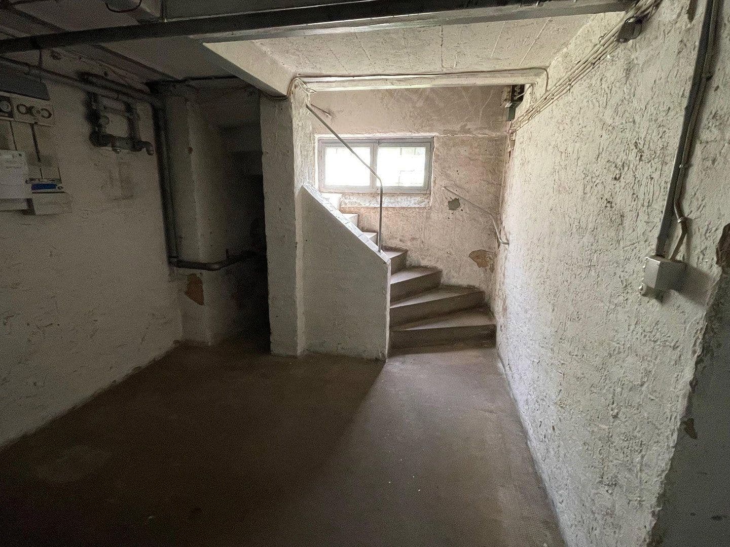 Prodej domu 252 m², pozemek 417 m², Frankfurt, Hessen Prodej domu 252 m², pozemek 417 m², Frankfurt, Hessen