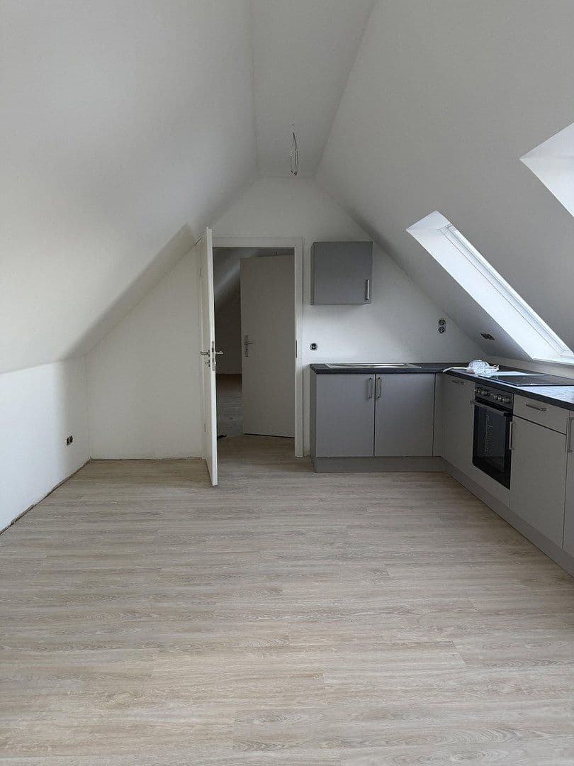 Pronájem bytu 2+kk 90 m², Salzhausen, Dolní Sasko Pronájem bytu 2+kk 90 m², Salzhausen, Dolní Sasko