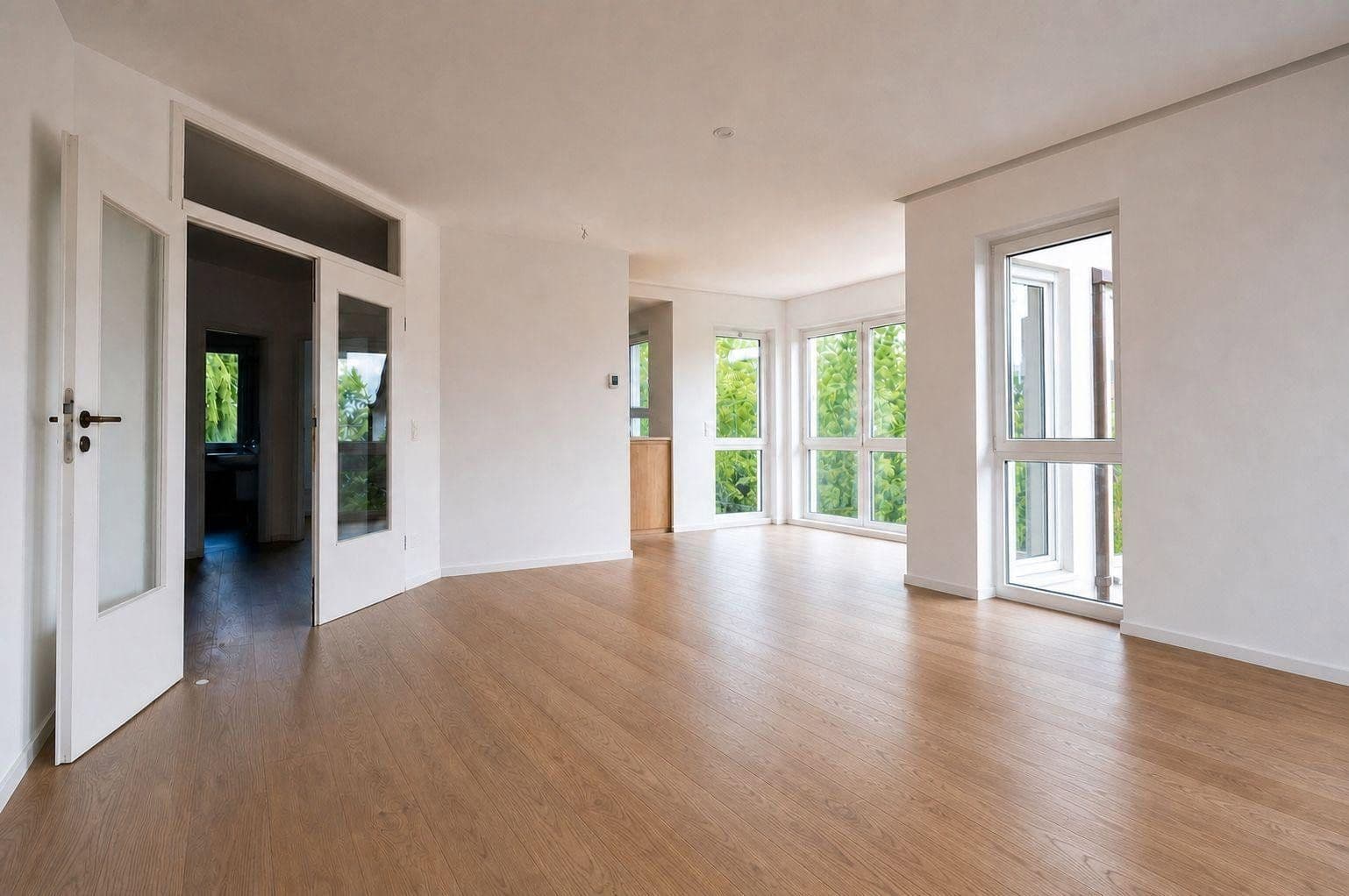 Prodej bytu 3+1 87 m², Reiherallee 52, Berlin, Berlín Prodej bytu 3+1 87 m², Reiherallee 52, Berlin, Berlín