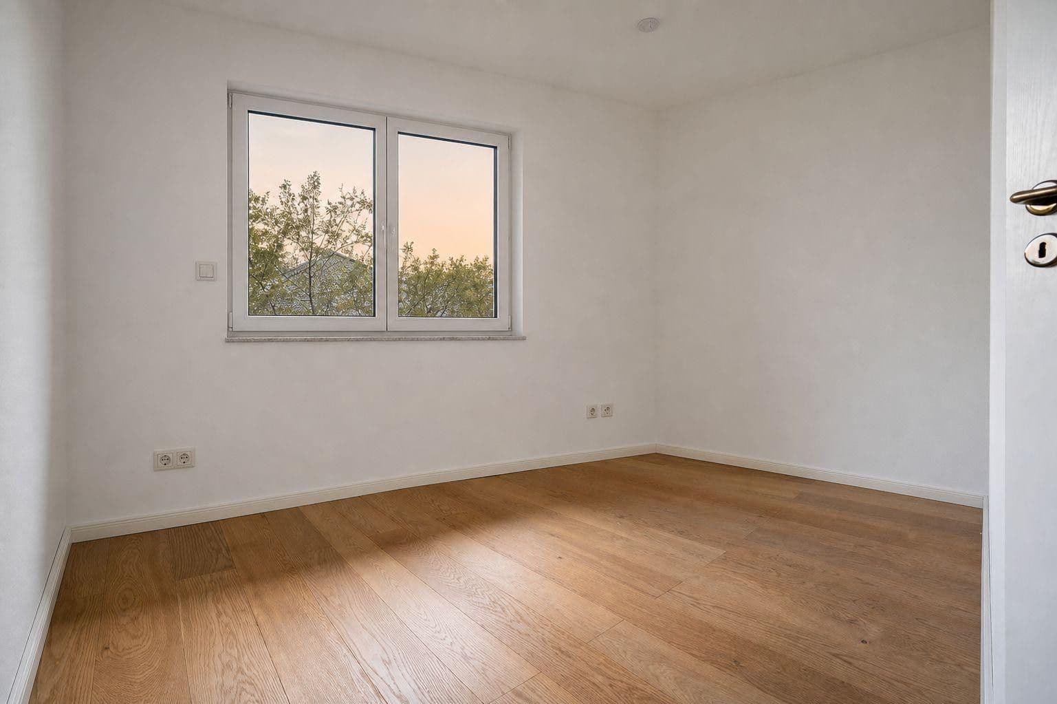 Prodej bytu 3+1 87 m², Reiherallee 52, Berlin, Berlín Prodej bytu 3+1 87 m², Reiherallee 52, Berlin, Berlín
