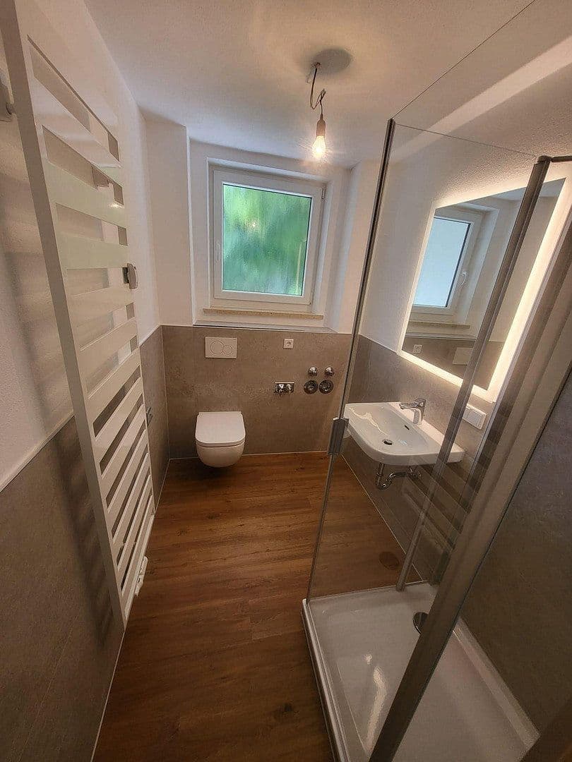 Pronájem bytu 2+1 43 m², Linkstraße 9, München, Bavorsko Pronájem bytu 2+1 43 m², Linkstraße 9, München, Bavorsko