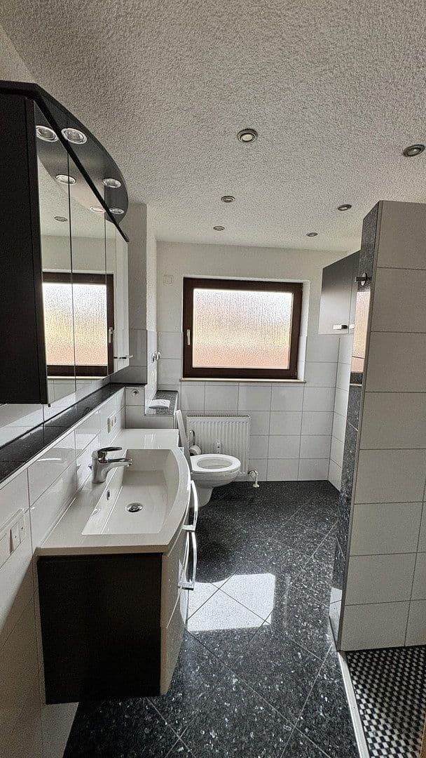 Prodej bytu 2+kk 63 m², Heerweg 5, Obersulm, Bádensko-Württembersko Prodej bytu 2+kk 63 m², Heerweg 5, Obersulm, Bádensko-Württembersko