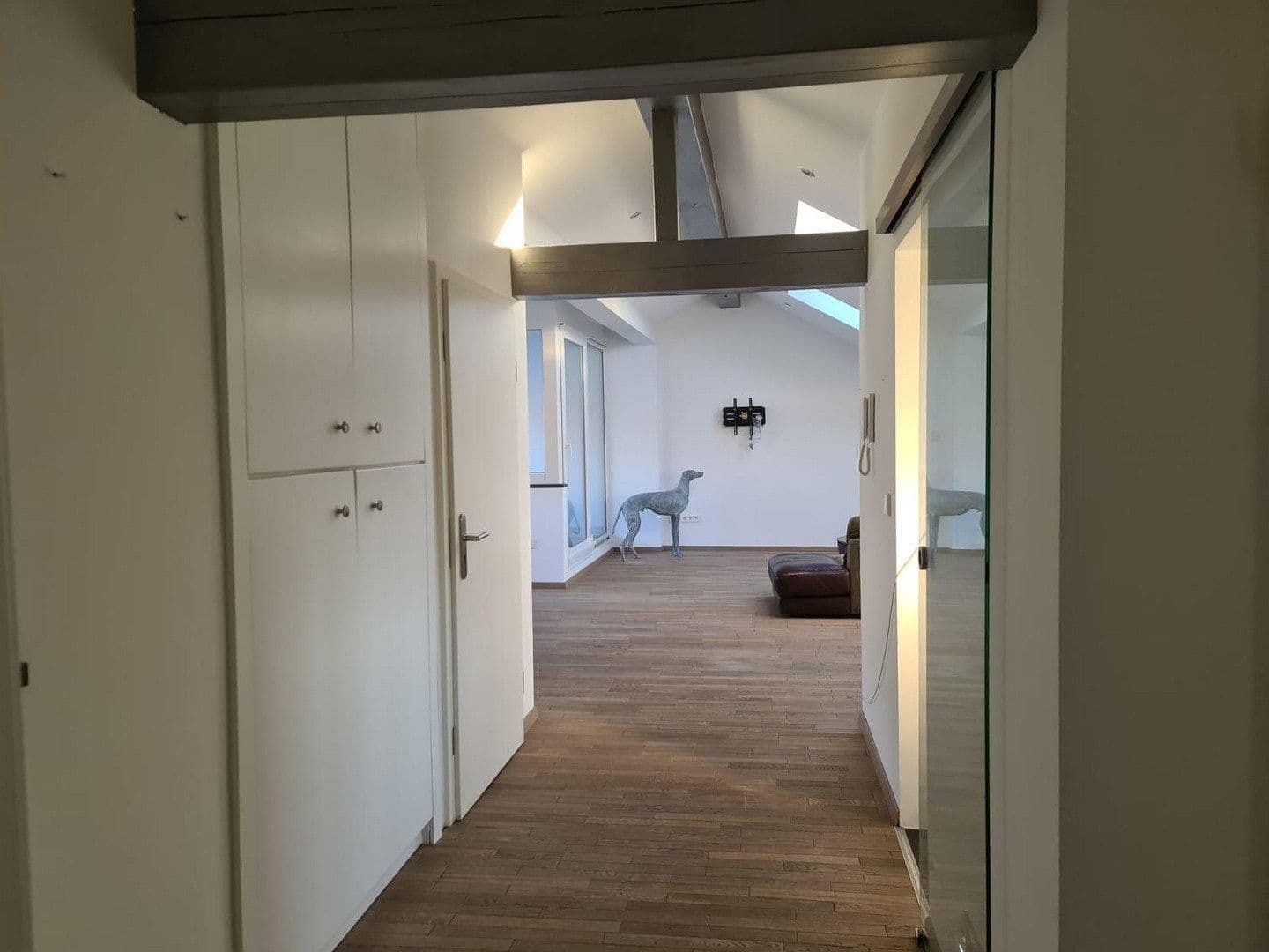 Pronájem bytu 3+kk 96 m², Werastraße 135, Stuttgart, Bádensko-Württembersko Pronájem bytu 3+kk 96 m², Werastraße 135, Stuttgart, Bádensko-Württembersko