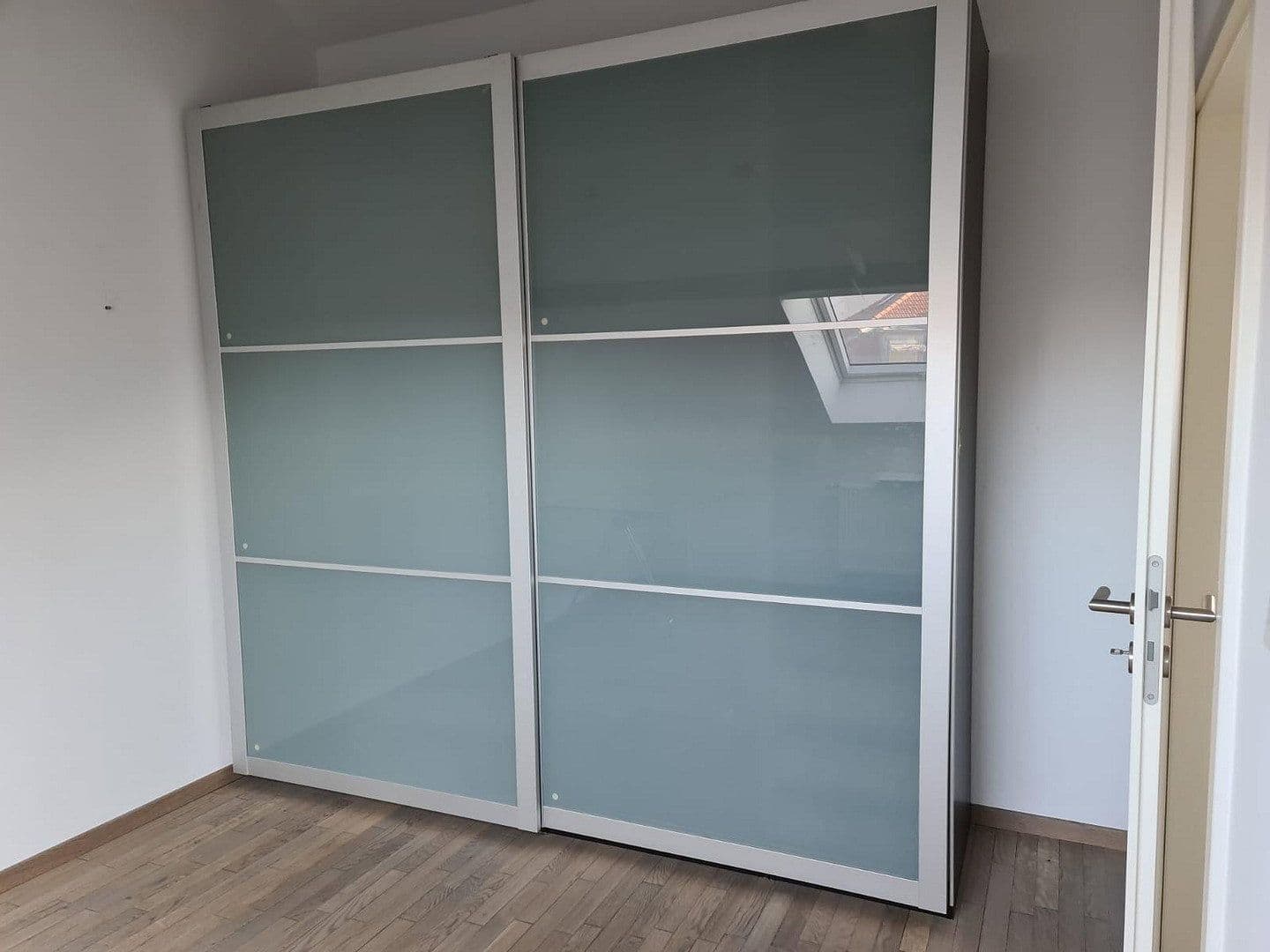 Pronájem bytu 3+kk 96 m², Werastraße 135, Stuttgart, Bádensko-Württembersko Pronájem bytu 3+kk 96 m², Werastraße 135, Stuttgart, Bádensko-Württembersko