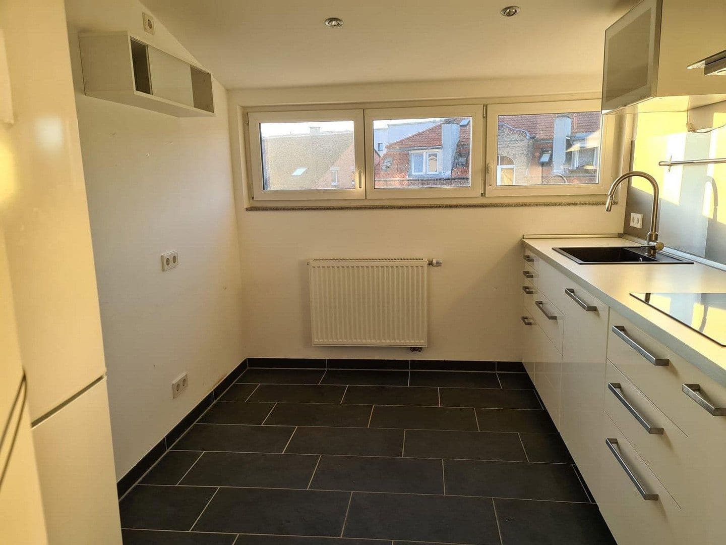 Pronájem bytu 3+kk 96 m², Werastraße 135, Stuttgart, Bádensko-Württembersko Pronájem bytu 3+kk 96 m², Werastraße 135, Stuttgart, Bádensko-Württembersko